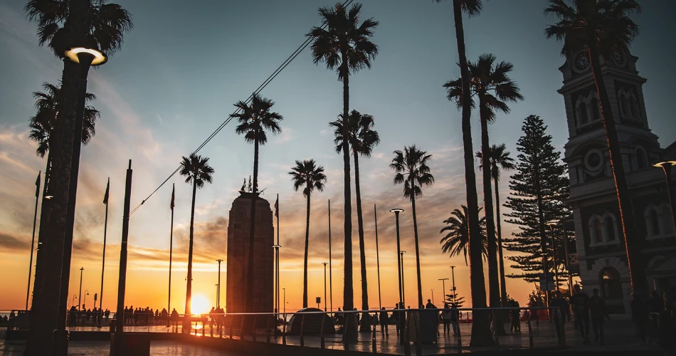 Fun Things To Do At Glenelg Beach, Adelaide