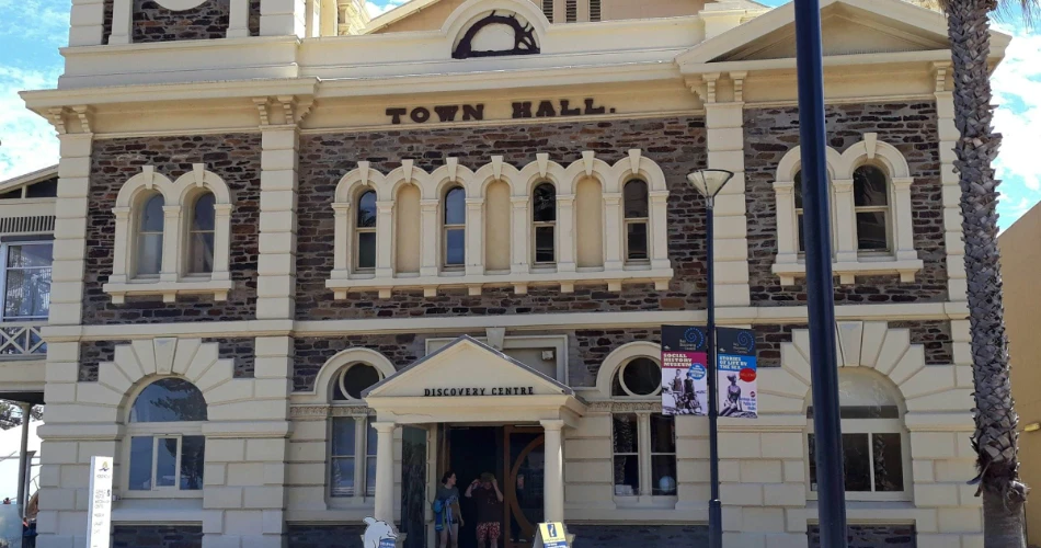 10 Best Attractions in Glenelg