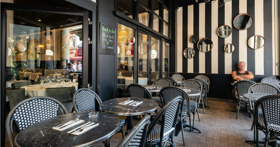 The Best Cafes & Eateries in Glenelg for Brunch by the Beach